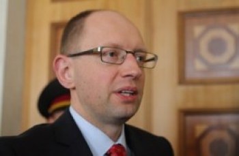 Яценюк заверил, что оппозиция готова обсуждать состав нового правительства